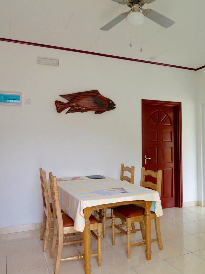 Appartement Fadine Self Catering à La Digue  Extérieur photo