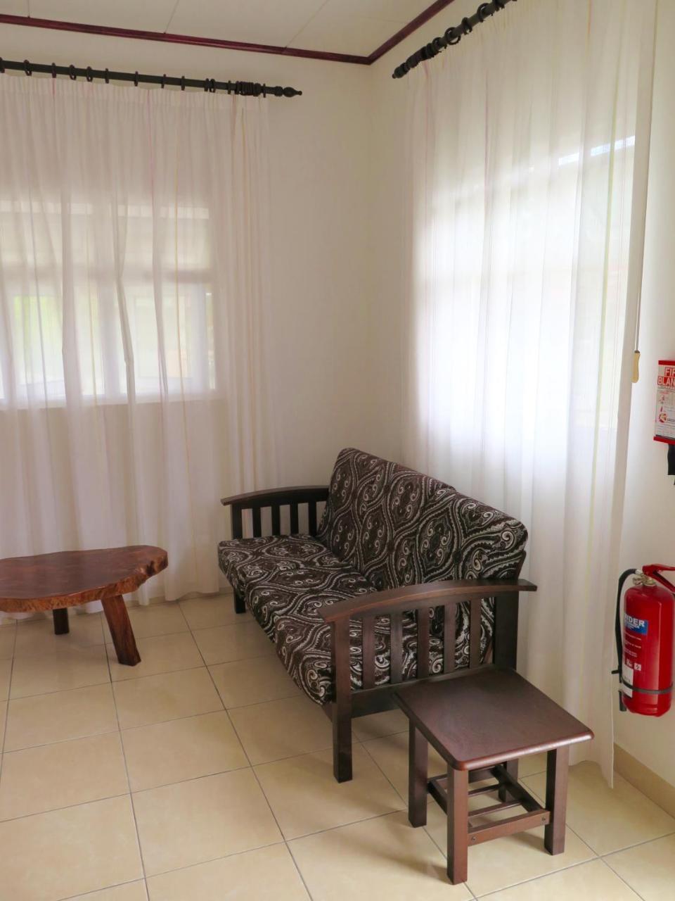 Appartement Fadine Self Catering à La Digue  Extérieur photo